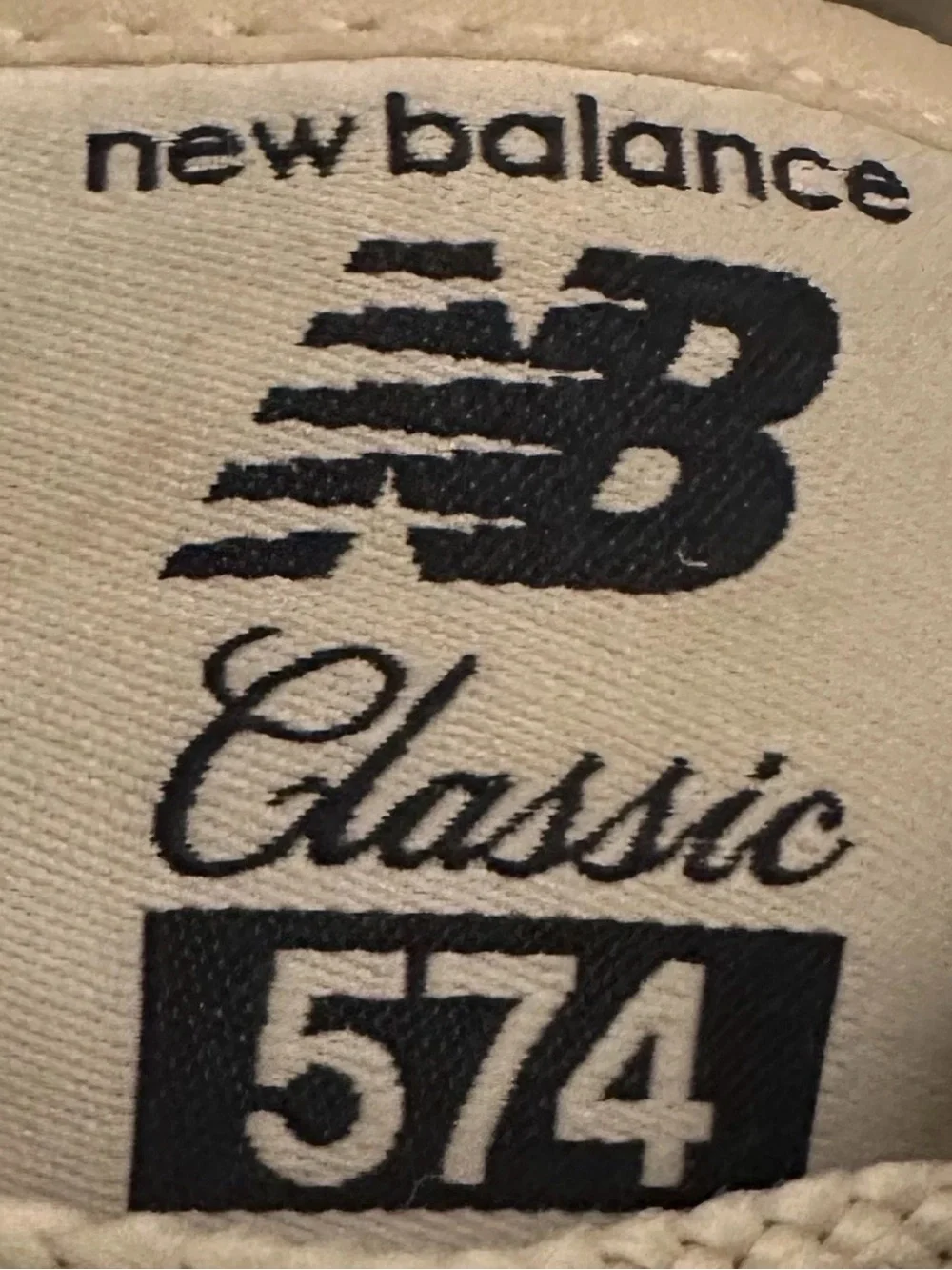 New Balance Men's Sneakers in Beige and Black Accents